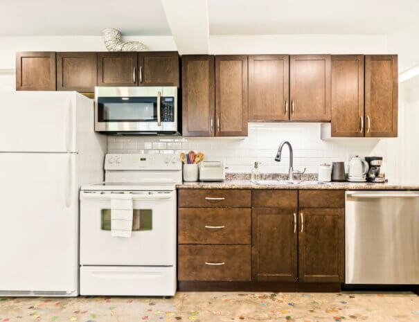 BD12C63C-0E7E-4867-AF74-26DC4EC24E20_1_201_a